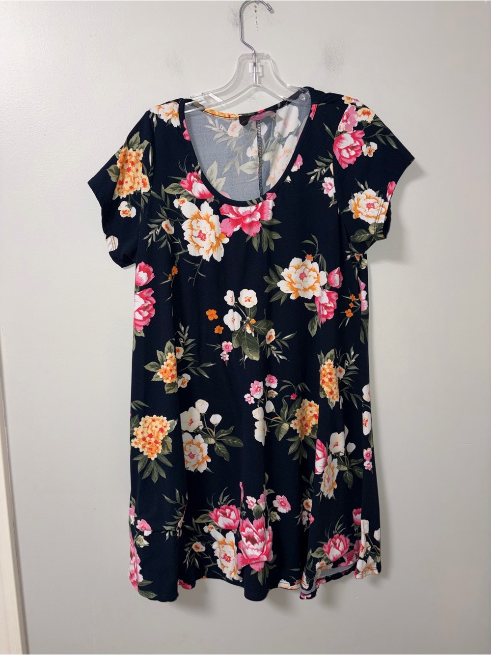 Say Anything Navy Multicolor Floral Mini Dress No Tag XL?